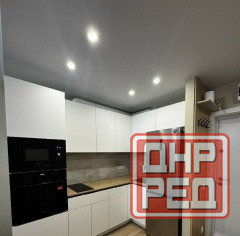 Сдаю однокомнатную квартиру с Евро ремонтом в Ворошиловском районе. Донецк - изображение 3