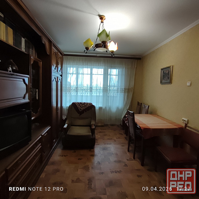 Срочно продам 2- х комнатную квартиру, майский рынок Донецк - изображение 1