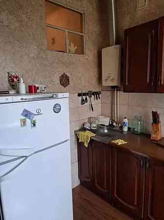 Продам 2-х комнатную квартиру под ремонт г. Енакиево, проспект Ленина Енакиево