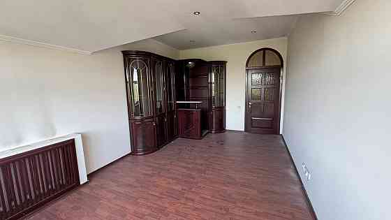 Дом в тихом центре. ул.Соловьяненко, гост.Прага Донецк