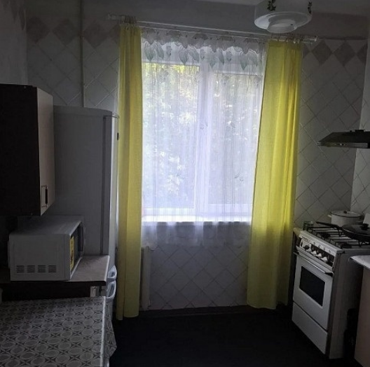 Сдам 3-к квартиру на Зеленом Макеевка