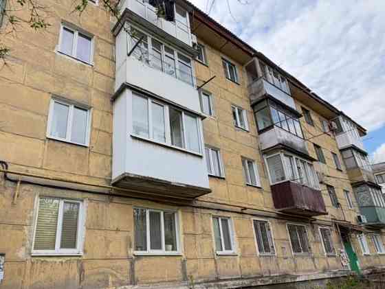 Продам 2-х ком. кв., 4/4 эт., 46 м.кв. - Макеевка, мкрн. Комсомольский Макеевка
