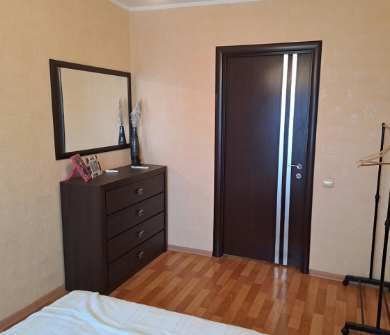 Продам 2-к квартиру на Батова Макеевка