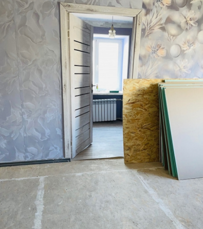 Продам 2-к квартиру на Бажанова Макеевка