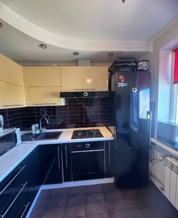 Продам 3-к в Центре Макеевки Макеевка