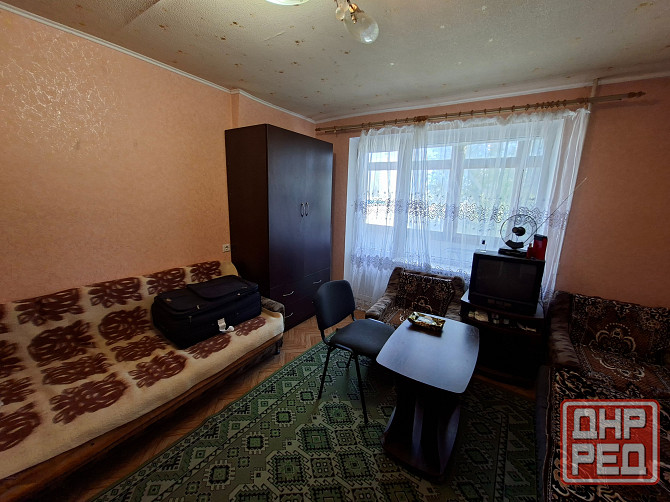 Продается однокомнатная квартира с ремонтом, район жд, ул.Куйбышева Донецк - изображение 2