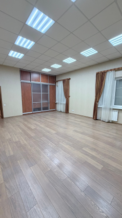 Продажа дома в г. Донецк , Калининский р-н, ул Белинского ( проспект Мира) Донецк