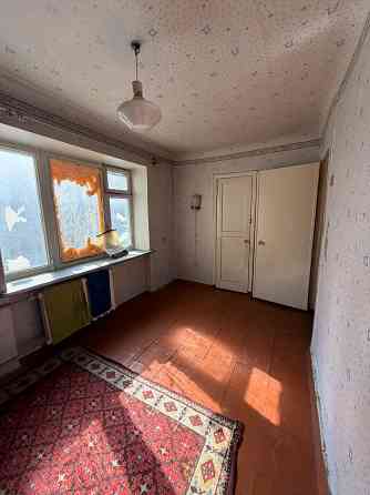 Продам 2 комнатную квартиру на пл.Победы Донецк