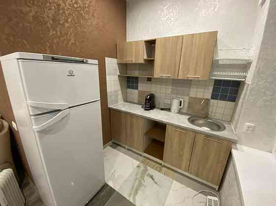 Сдам Однушку 38кв 4этаж Киевский район, донецк сити пешая шахтерская площадь Донецк