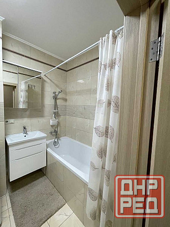 Сдам Двушку 48 кв 8 этаж Ворошиловский район, Green Plaza Донецк - изображение 1