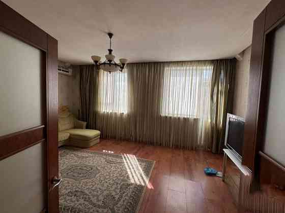 Двухуровневая 3-к квартира 85 м² в центре, ул. Артёма Донецк