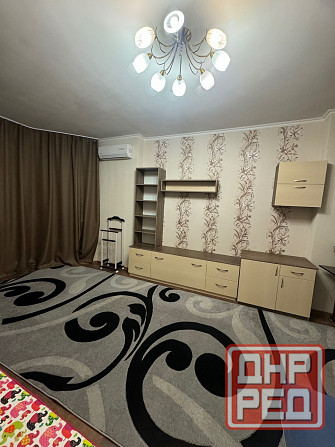 Сдается Однушка Ворошиловский район, Площадь Ленина, Проспект Ильича 36 кв,м 3 этаж Донецк - изображение 1