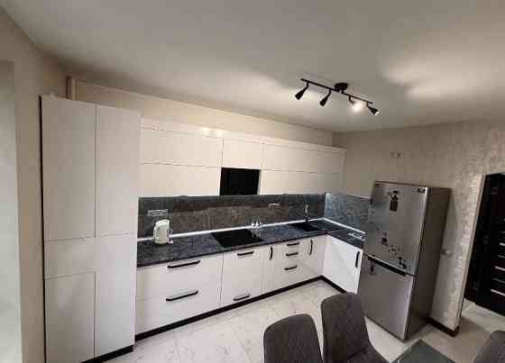 Макеевка Зелёный мкр Горняцкий р-н двухкомнатная кв с Водой Макеевка