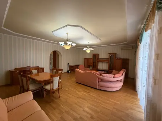 Продажа Квартиры 4комнаты - 172 кв.м - с мебелью и техникой ! Документы Готовы ! Донецк