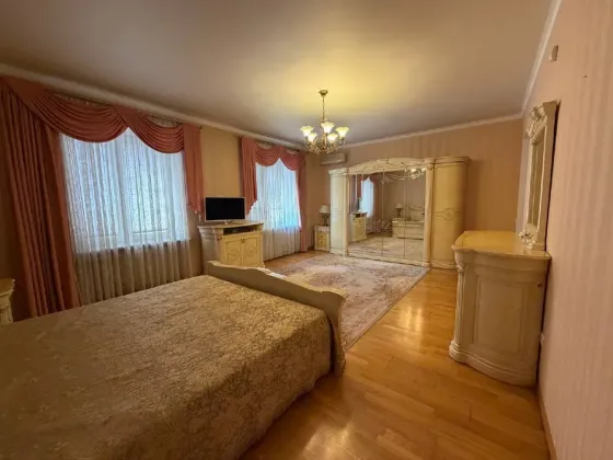 Продажа Квартиры 4комнаты - 172 кв.м - с мебелью и техникой ! Документы Готовы ! Донецк