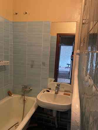 Продам 3 х комнатную квартиру крытый рынок Донецк