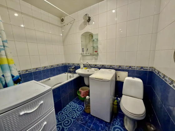 Продам 1 комнатную квартиру в центре Донецк