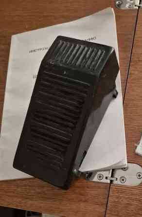 Швейная машинка Чайка 142М с электроприводом в отличном состоянии Ясиноватая