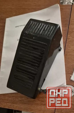 Швейная машинка Чайка 142М с электроприводом в отличном состоянии Ясиноватая - изображение 2