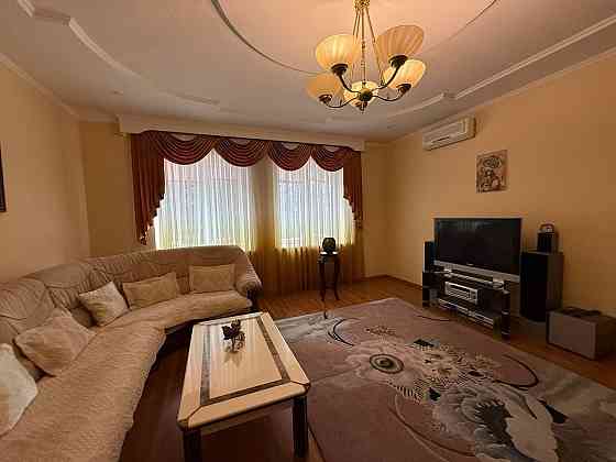 Аренда посуточно прекрасного двухэтажного дома в Калининском районе. Донецк