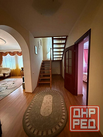 Аренда посуточно прекрасного двухэтажного дома в Калининском районе. Донецк - изображение 2