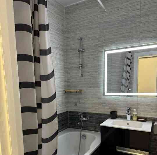 Сдаю однокомнатную квартиру 37.0 м² этаж 4, город Киевский район, Улица Донецк