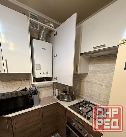 Сдаю двухкомнатную квартиру в Калининском районе Донецка, по адресу: улица Овнатаняна, 30. Донецк - изображение 2