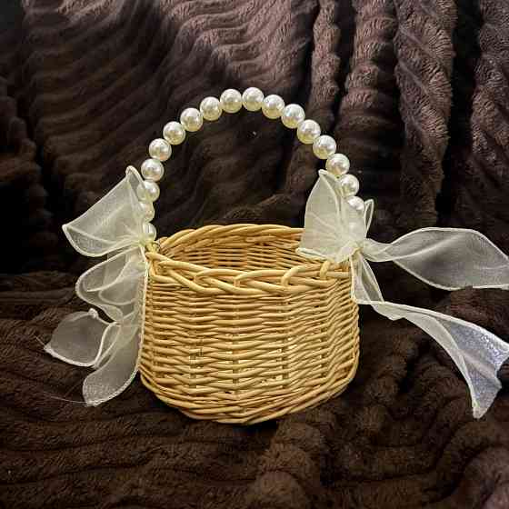 Плетеная корзинка для цветов маленькая Донецк