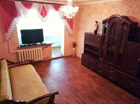 Хозяйка.Сдам 2-х комн. кв. в Макеевке на пл. Грибиниченко Макеевка