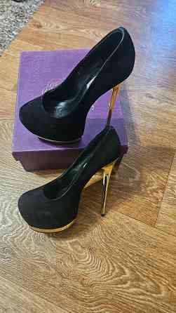 Продам туфли Донецк