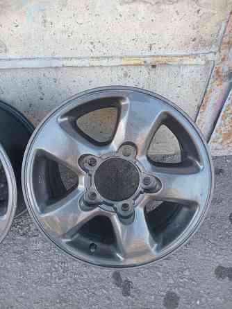 Продаю диски легкосплавные р 16,тойота,разболтовка 5 на 150 Донецк