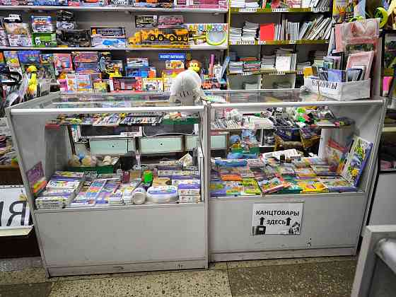 Продам витрины. Срочно.Торговое оборудование бу (прилавки,витрины,шкафы) Макеевка