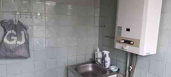 Продам 2х комнатную квартиру в районе пл. Бакинских комиссаров. Донецк