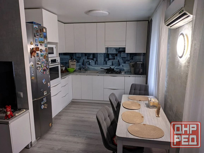 Продам 3-х комн. 3/5 в Кировском р-не на ул. Кирова, стадион Кировец, Дк Франко. Ремонт. Мебель. Донецк - изображение 1