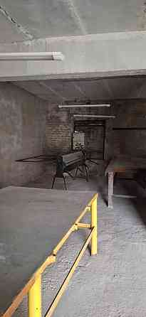 Сам в аренду гараж вместе с оборудоварием. Возможно гнуть оцинковку, отливы, вентиляция. Луганск