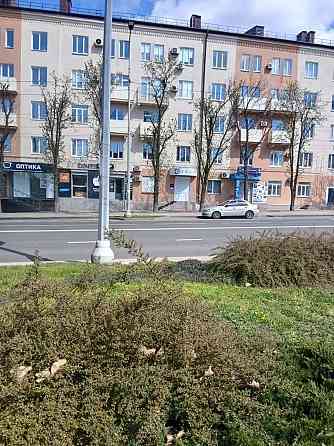 Продается 2-х к квартира. Центр города, сталинка, Проспект Ленина 81. Мариуполь