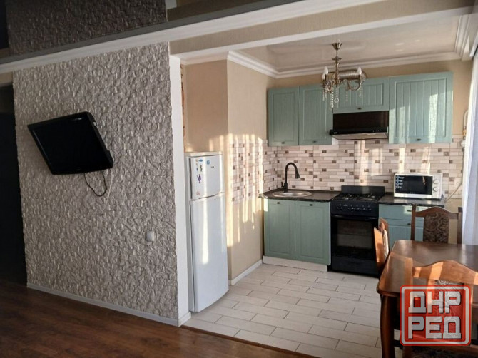 Ворошиловский район, площадь Конституции, проспект Ильича, набережная, 10 минут до крытого рынка и Донецк - изображение 1