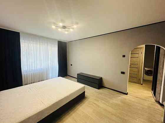 Сдам 2-комнатную квартиру в Ворошиловском районе, ул. Университетская, ориентир: Парк Щербакова Донецк