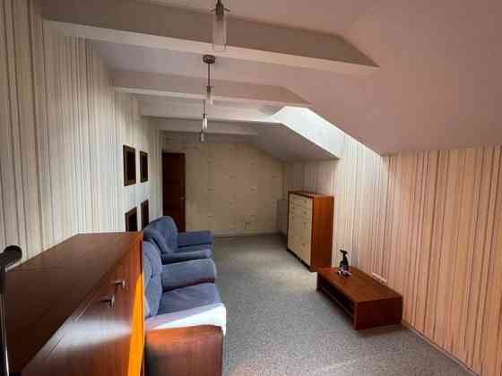 Продается 3-к. квартиры в Ворошиловском районе, ориентир библиотека им. Крупской Донецк