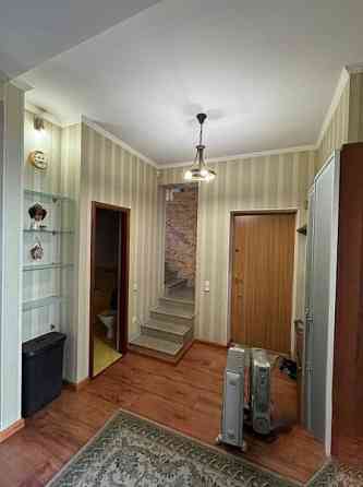 Продается 3-к. квартиры в Ворошиловском районе, ориентир библиотека им. Крупской Донецк