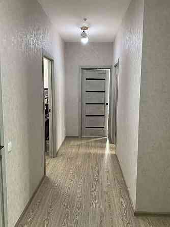 Сдаётся трехкомнатная квартира на Топазе в Куйбышевском районе Донецка Донецк