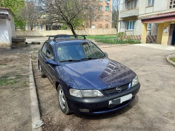 Продаётся автомобиль Макеевка