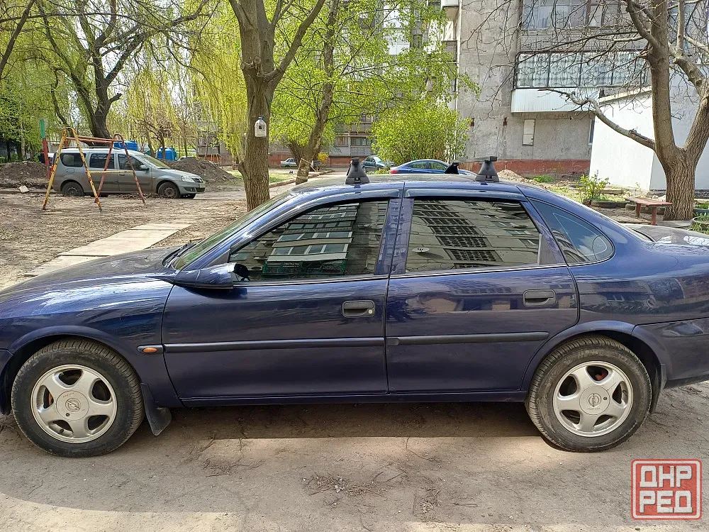 Продаётся автомобиль Макеевка - изображение 2