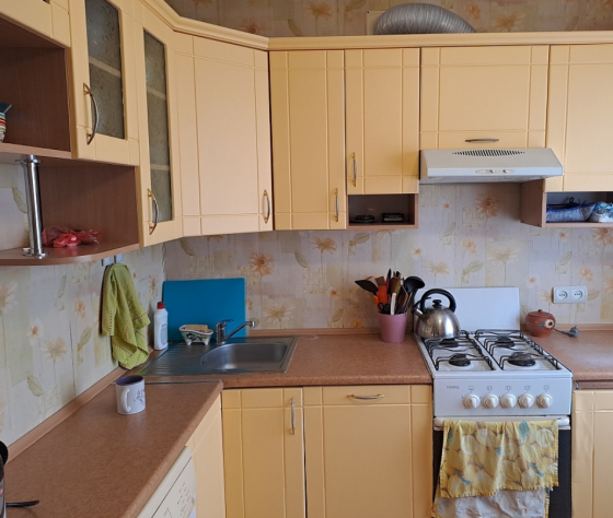Продам 2-к квартиру на Батова Макеевка