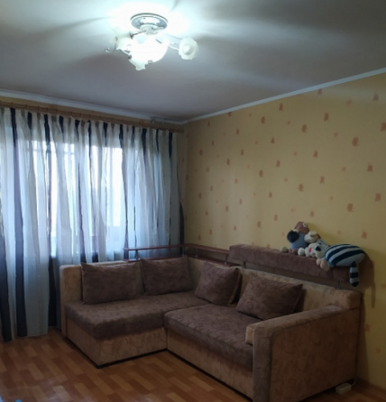 Продам 2-к квартиру на Батова Макеевка