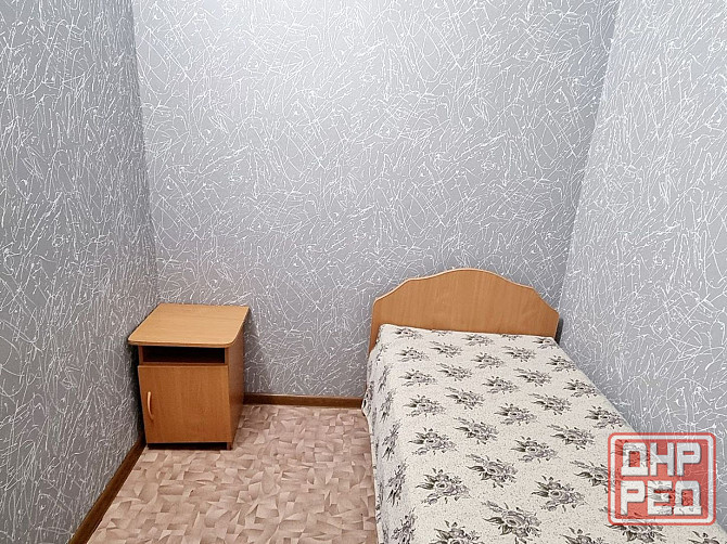 Сдаётся 3к. квартира через Агентство Недвижимости в центре Макеевки Макеевка - изображение 1