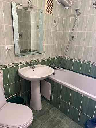 Продам 2х-комнатную центр Ясиноватой. Ясиноватая