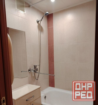 Сдаётся уютная, чистая, светлая, тёплая трехкомнатная квартира в Ворошиловском районе. Донецк - изображение 4