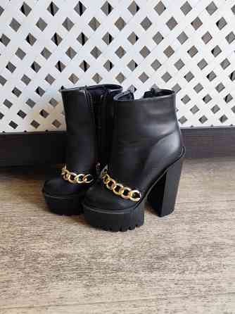 Ботинки черные Донецк