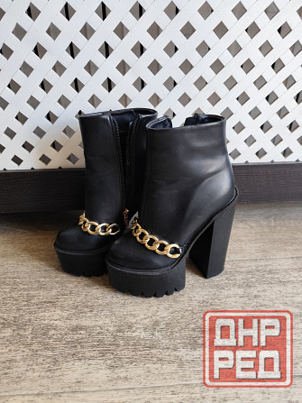 Ботинки черные Донецк - изображение 1